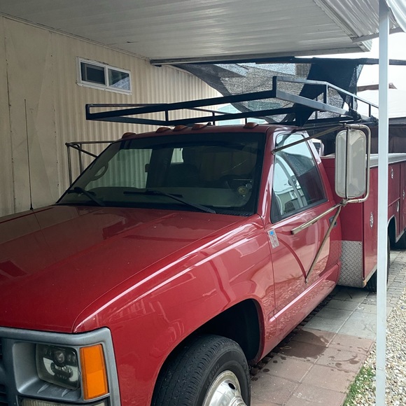 2000 Chevy - Picture 2 of 3